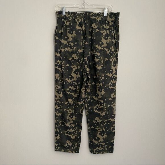 Amadi Anthropologie Floral Camo Trousers - Picture 4 of 7